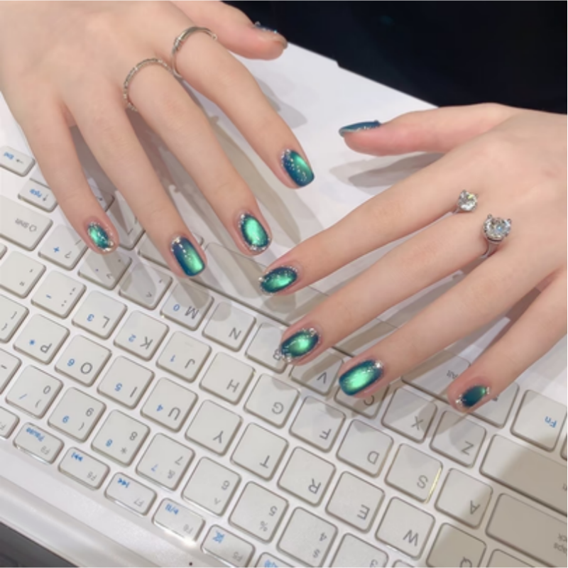 🌸Up to 40% OFF🔥Galaxy Cat Eye Nail Polish